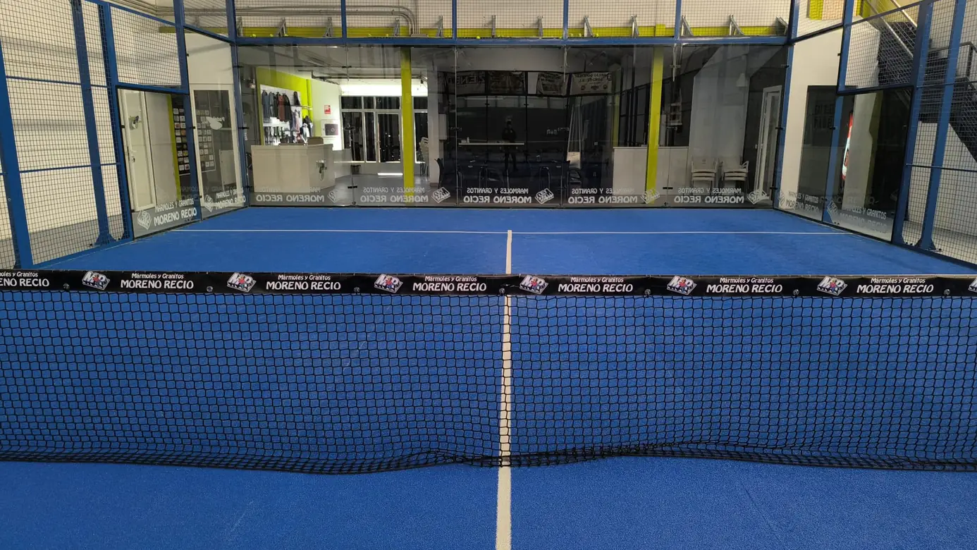 Pista de pádel cubierta